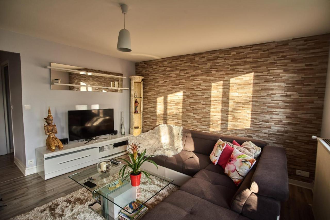 Chambres A Louer Dans Appartement Balcon - Wifi - Parking Gratuit Nevers Exteriér fotografie