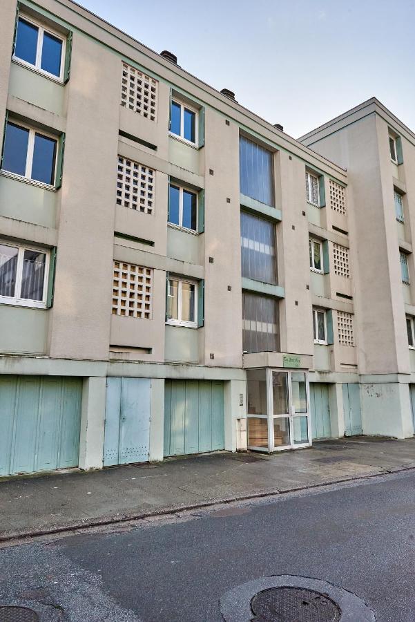 Chambres A Louer Dans Appartement Balcon - Wifi - Parking Gratuit Nevers Exteriér fotografie