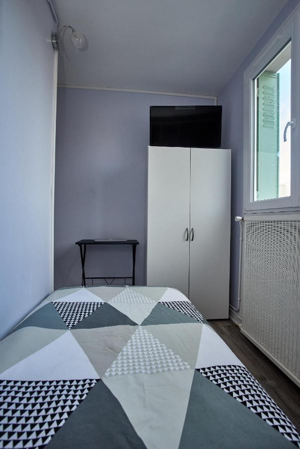 Chambres A Louer Dans Appartement Balcon - Wifi - Parking Gratuit Nevers Exteriér fotografie